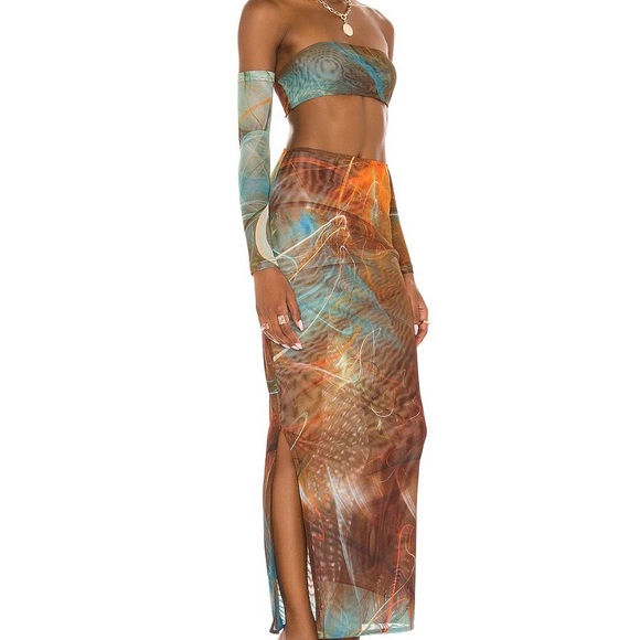 Revolve x Farai London Leila Set - Picture 2 of 3